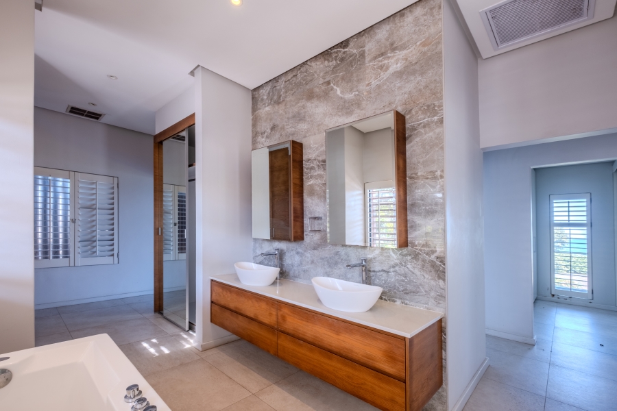 4 Bedroom Property for Sale in La Lucia KwaZulu-Natal