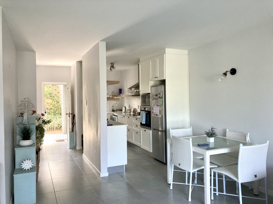 To Let 2 Bedroom Property for Rent in Ballito Central KwaZulu-Natal