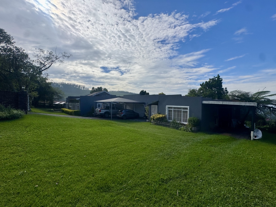 5 Bedroom Property for Sale in Chase Valley Heights KwaZulu-Natal