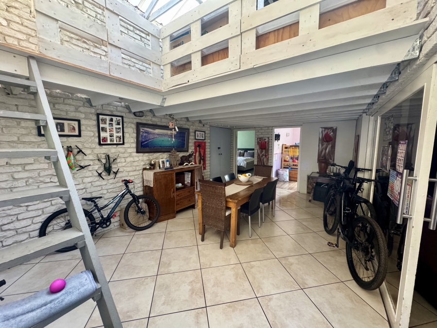 5 Bedroom Property for Sale in Chase Valley Heights KwaZulu-Natal