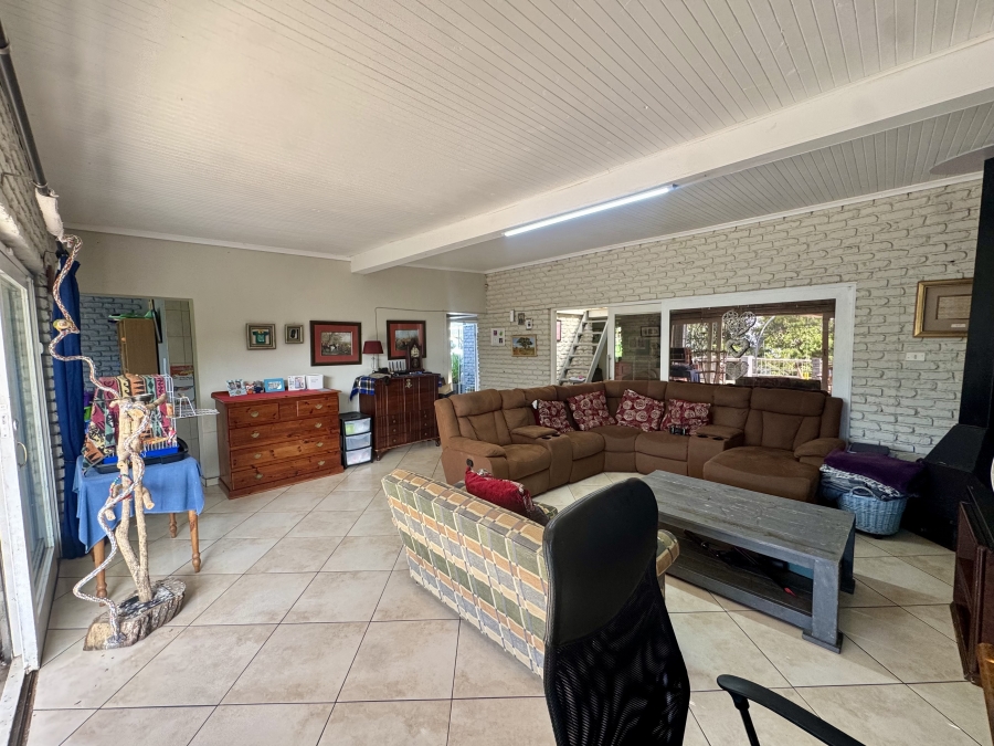 5 Bedroom Property for Sale in Chase Valley Heights KwaZulu-Natal