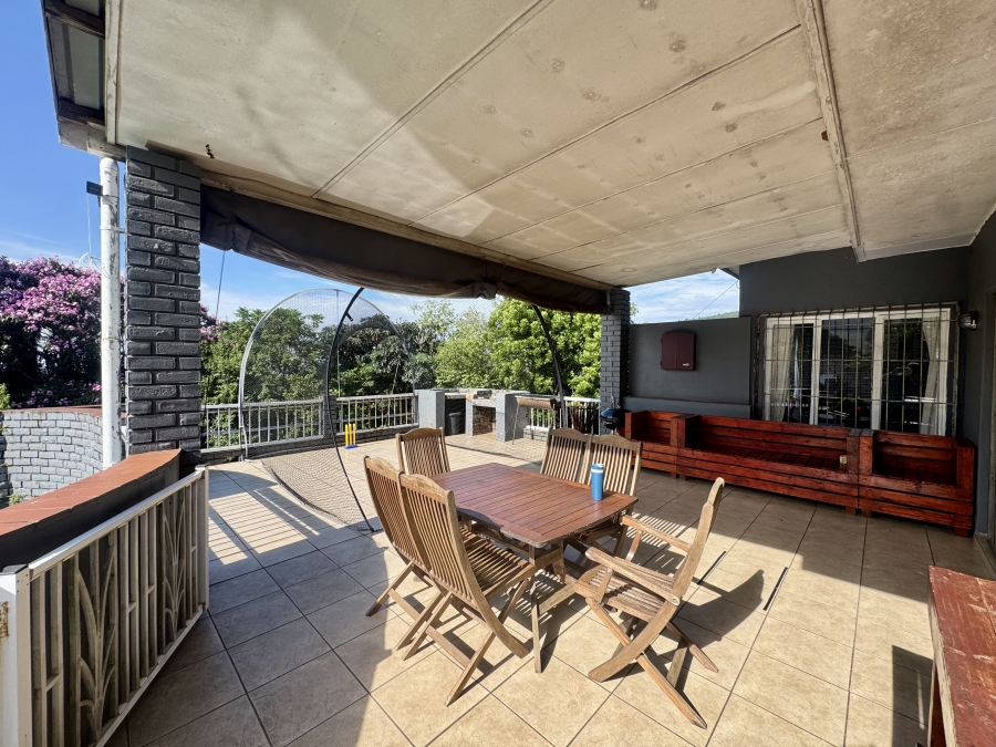 5 Bedroom Property for Sale in Chase Valley Heights KwaZulu-Natal