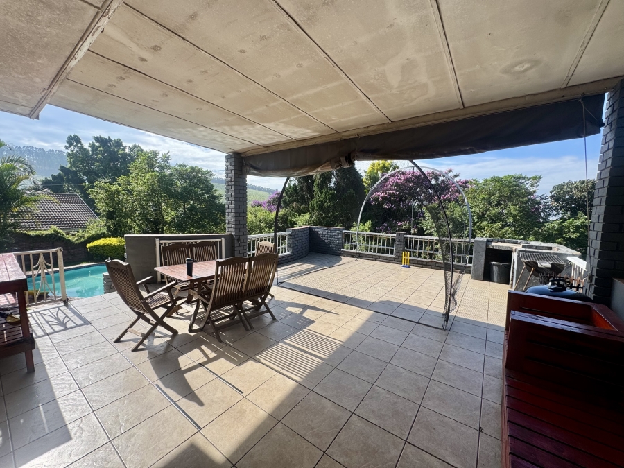 5 Bedroom Property for Sale in Chase Valley Heights KwaZulu-Natal