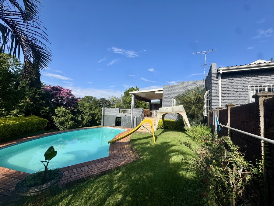 5 Bedroom Property for Sale in Chase Valley Heights KwaZulu-Natal