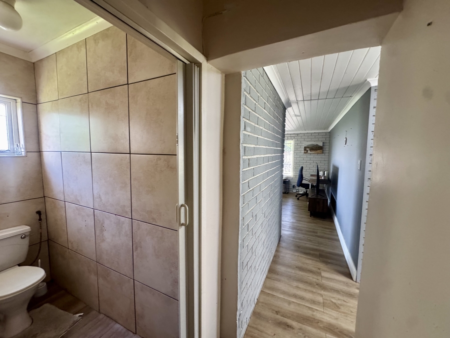 5 Bedroom Property for Sale in Chase Valley Heights KwaZulu-Natal