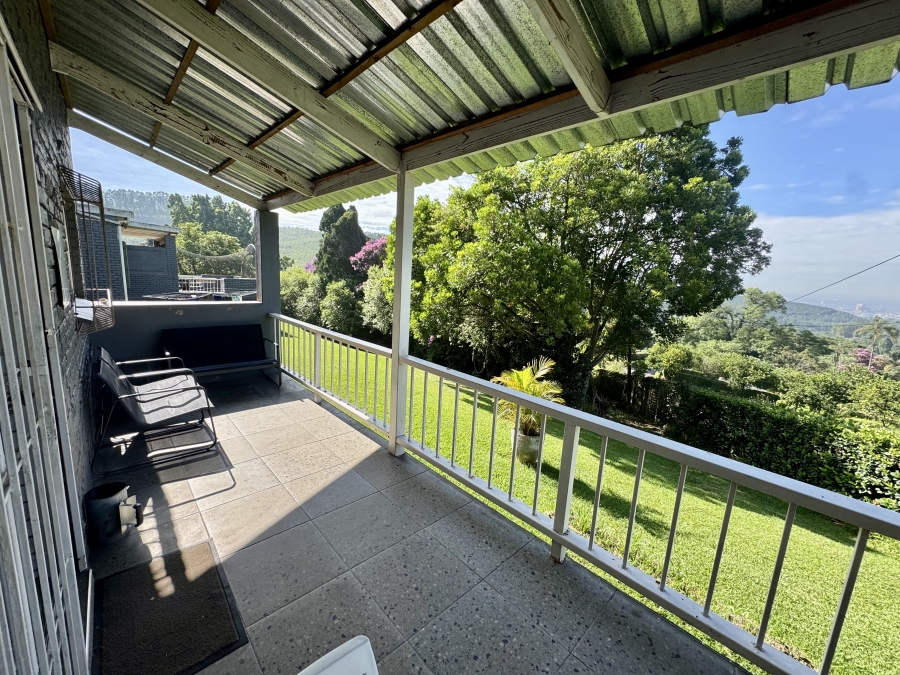 5 Bedroom Property for Sale in Chase Valley Heights KwaZulu-Natal