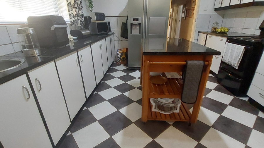 3 Bedroom Property for Sale in Hayfields KwaZulu-Natal