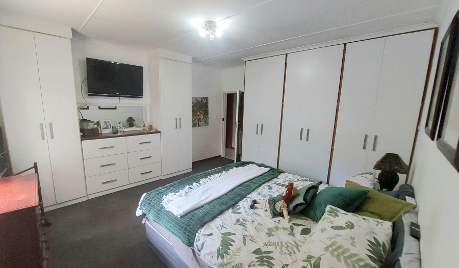 3 Bedroom Property for Sale in Hayfields KwaZulu-Natal