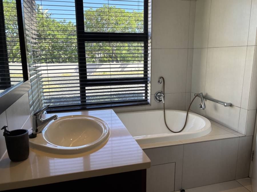 5 Bedroom Property for Sale in Zinkwazi Beach KwaZulu-Natal