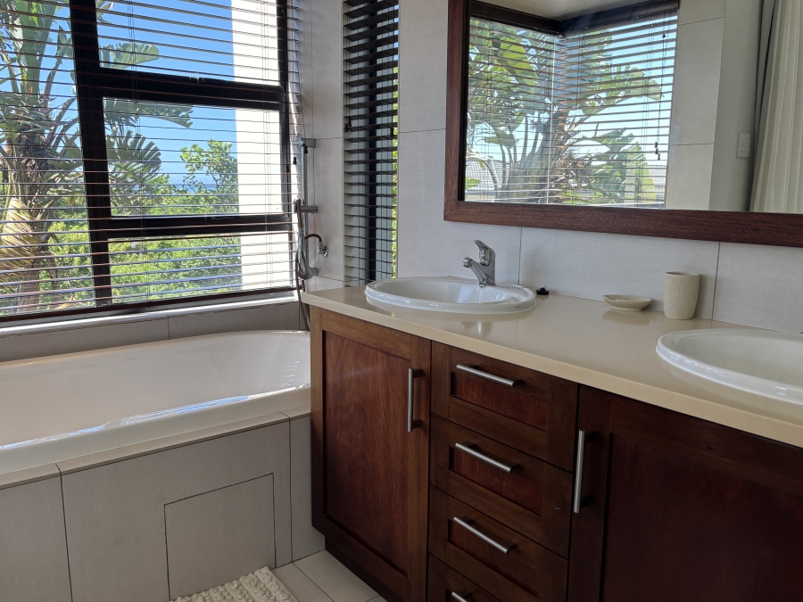 5 Bedroom Property for Sale in Zinkwazi Beach KwaZulu-Natal