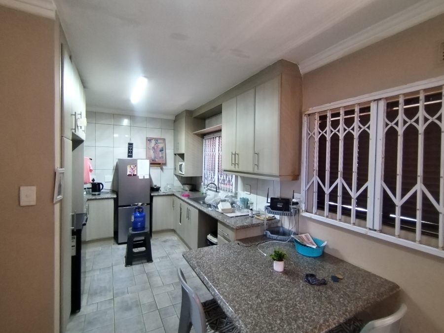 2 Bedroom Property for Sale in Isipingo Beach KwaZulu-Natal