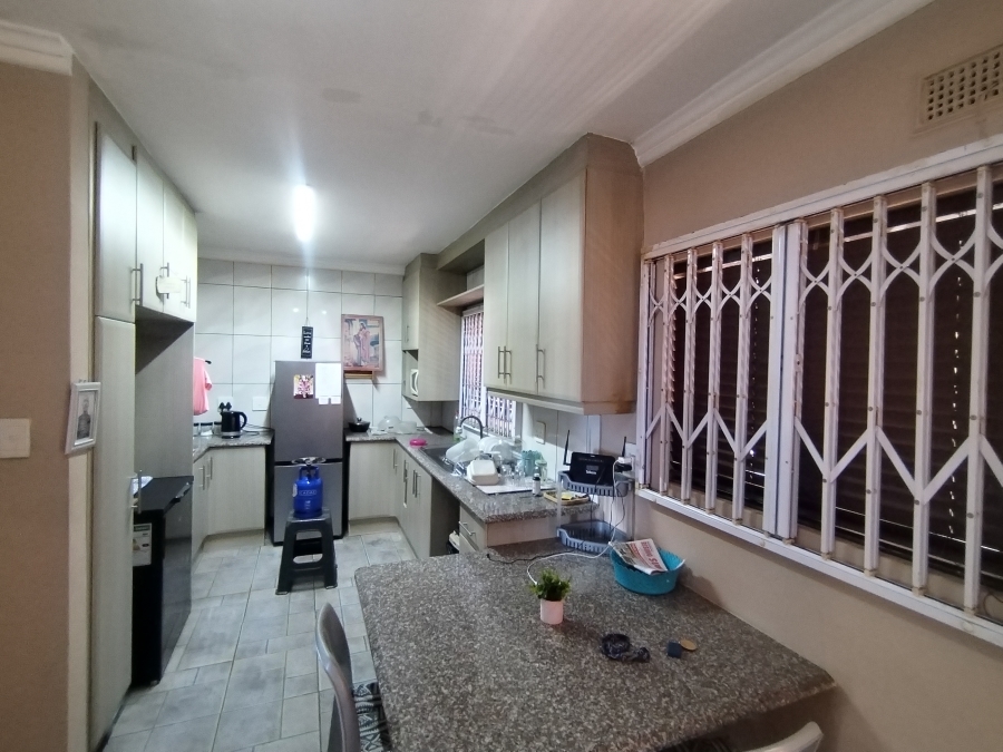 2 Bedroom Property for Sale in Isipingo Beach KwaZulu-Natal