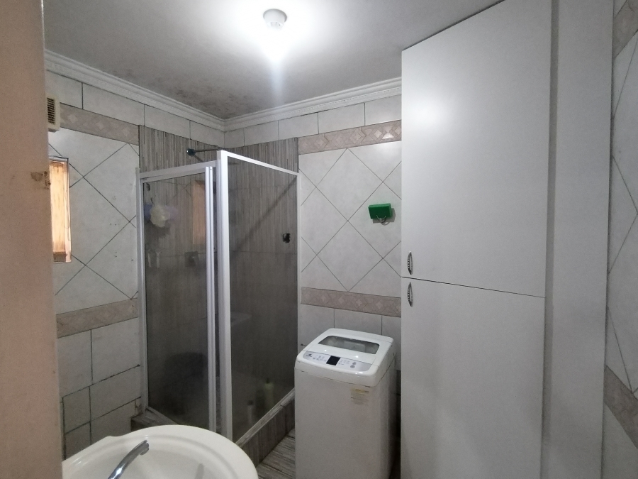 2 Bedroom Property for Sale in Isipingo Beach KwaZulu-Natal