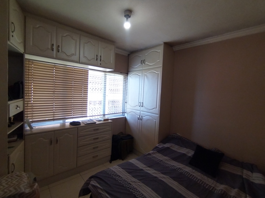 2 Bedroom Property for Sale in Isipingo Beach KwaZulu-Natal