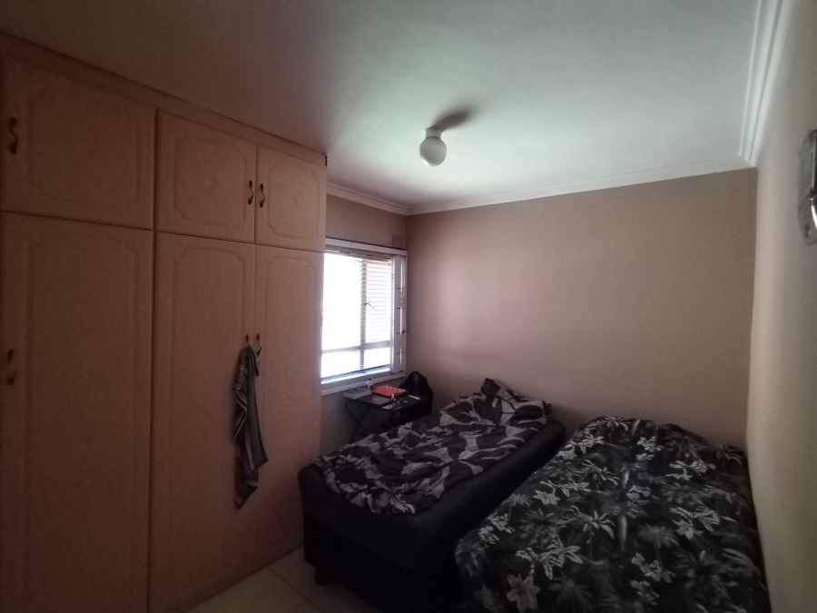 2 Bedroom Property for Sale in Isipingo Beach KwaZulu-Natal