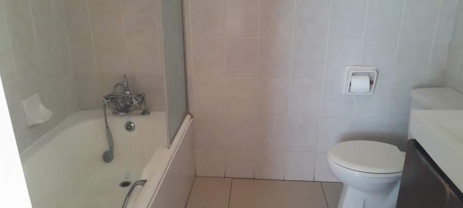 2 Bedroom Property for Sale in Beacon Rocks KwaZulu-Natal