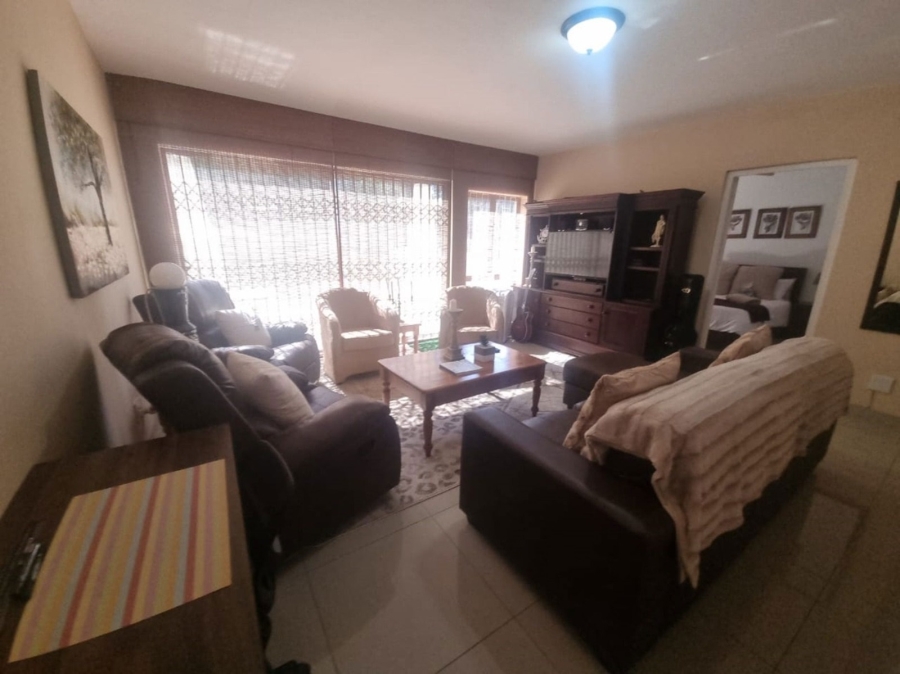To Let 2 Bedroom Property for Rent in Umhlanga KwaZulu-Natal