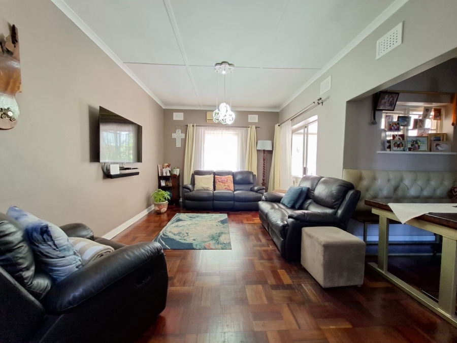 3 Bedroom Property for Sale in Bellair KwaZulu-Natal