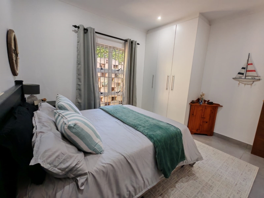 To Let 2 Bedroom Property for Rent in Kloof KwaZulu-Natal