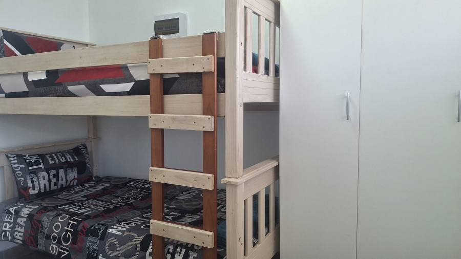 2 Bedroom Property for Sale in Amanzimtoti KwaZulu-Natal