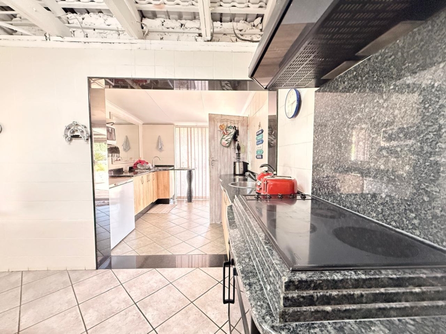 4 Bedroom Property for Sale in Pioneer Park KwaZulu-Natal