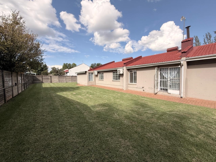 4 Bedroom Property for Sale in Pioneer Park KwaZulu-Natal