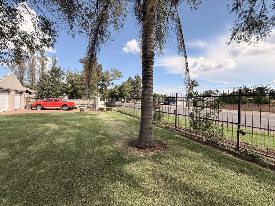 4 Bedroom Property for Sale in Pioneer Park KwaZulu-Natal