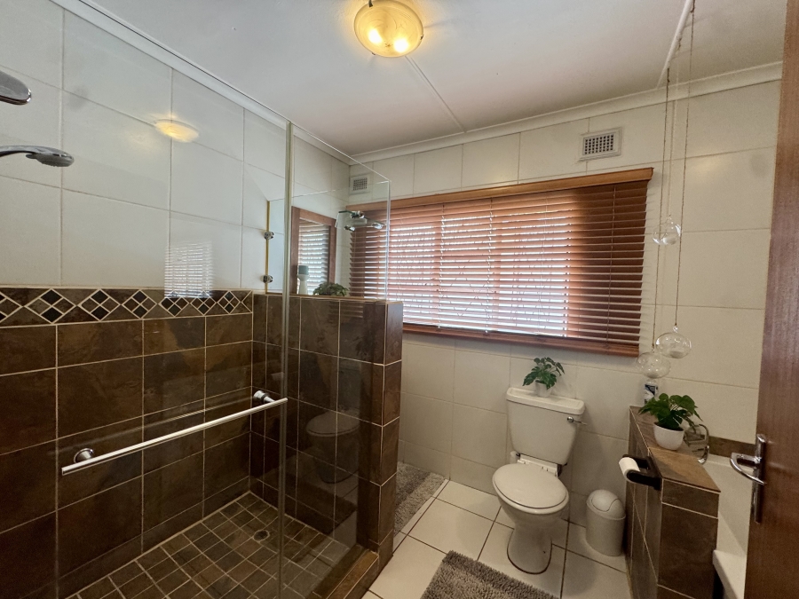 3 Bedroom Property for Sale in Bellevue KwaZulu-Natal