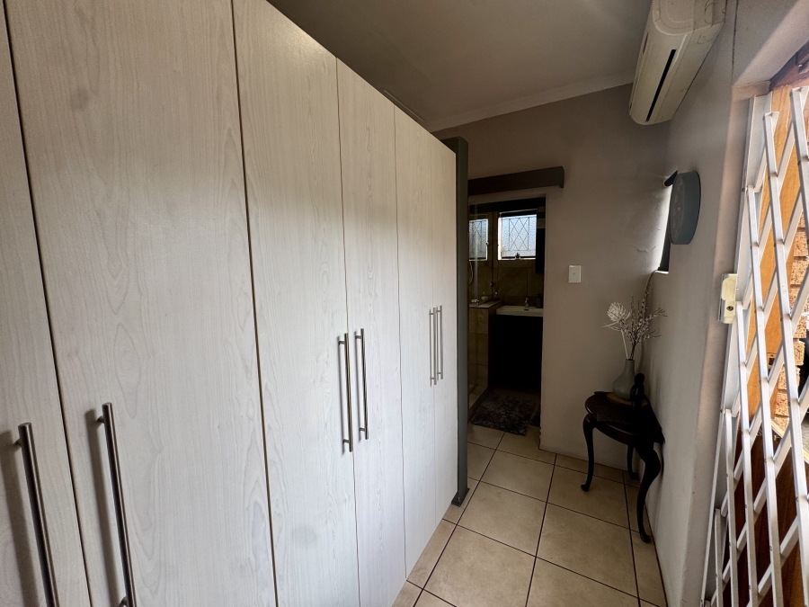 3 Bedroom Property for Sale in Bellevue KwaZulu-Natal