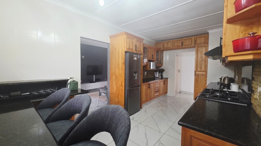 To Let 4 Bedroom Property for Rent in Meer En See KwaZulu-Natal