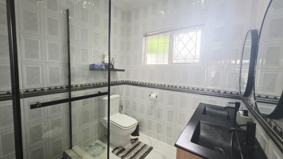 To Let 4 Bedroom Property for Rent in Meer En See KwaZulu-Natal