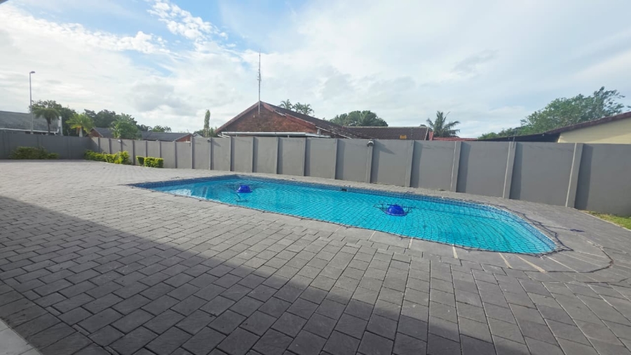 To Let 4 Bedroom Property for Rent in Meer En See KwaZulu-Natal