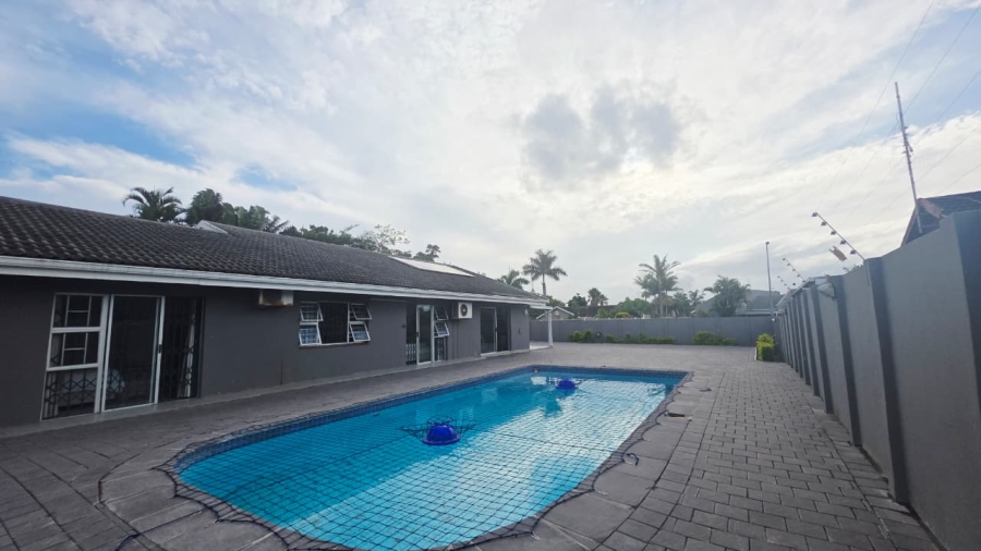 To Let 4 Bedroom Property for Rent in Meer En See KwaZulu-Natal