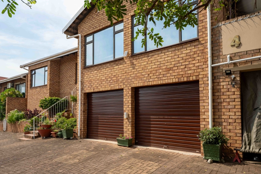 3 Bedroom Property for Sale in Scottburgh Central KwaZulu-Natal