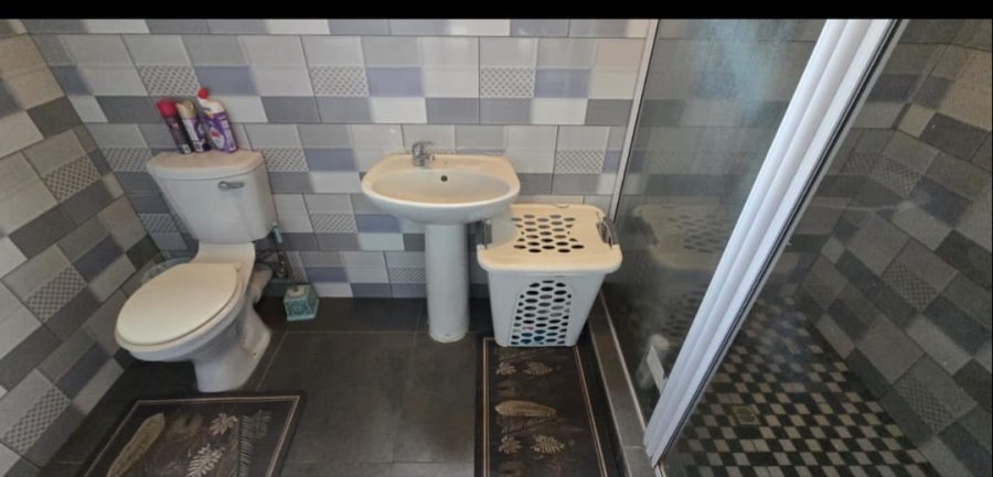 6 Bedroom Property for Sale in Stanger Heights KwaZulu-Natal