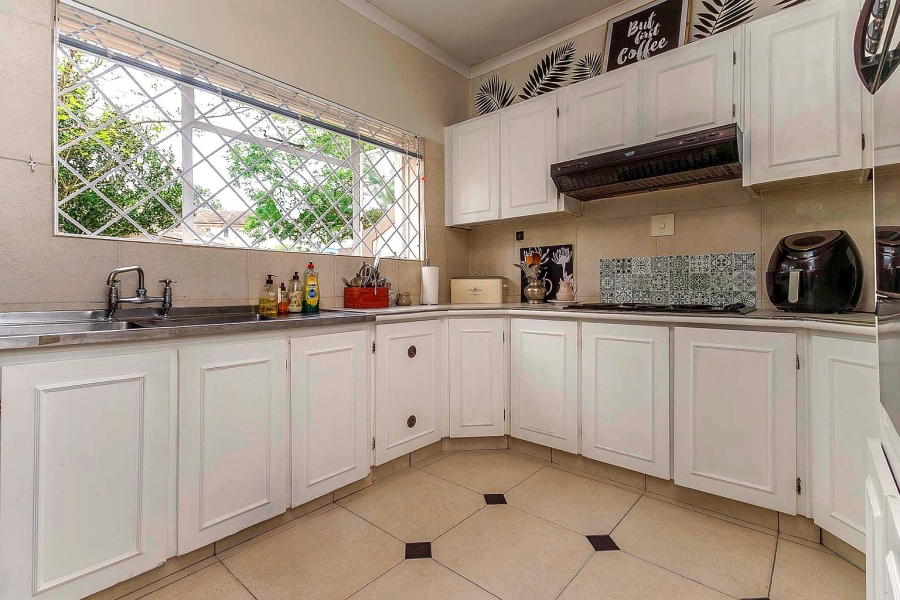 3 Bedroom Property for Sale in Kloof KwaZulu-Natal