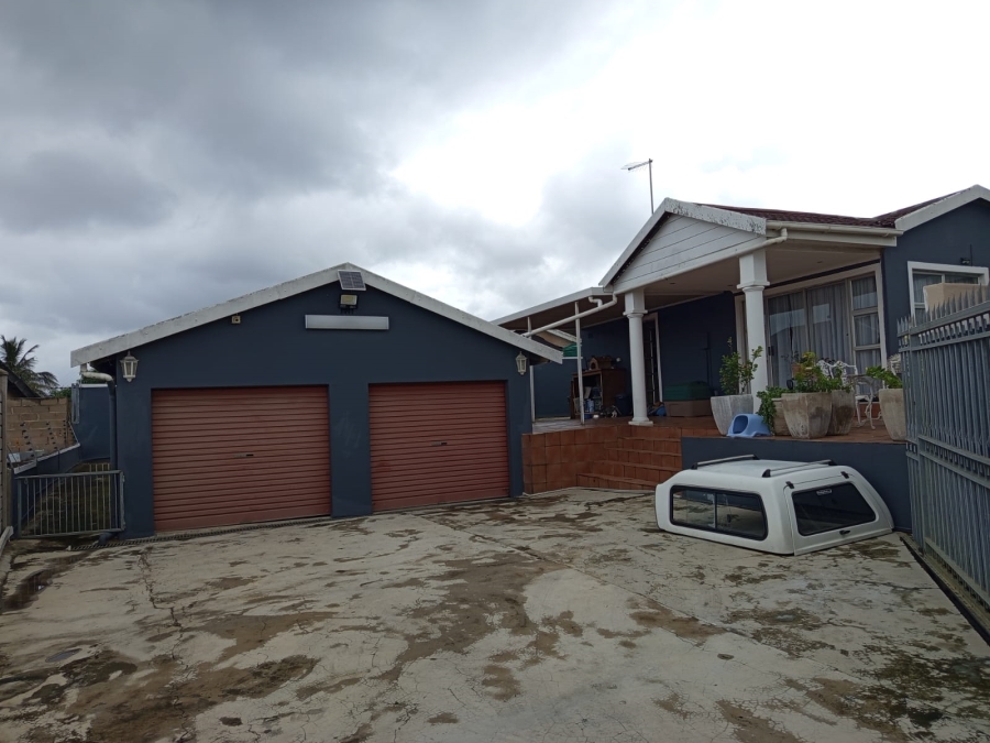 3 Bedroom Property for Sale in Parkgate KwaZulu-Natal