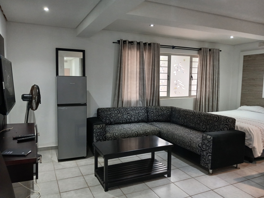 To Let 1 Bedroom Property for Rent in Glen Ashley KwaZulu-Natal