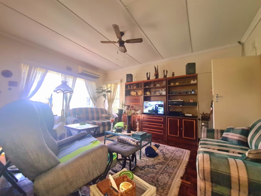 5 Bedroom Property for Sale in Mandeni KwaZulu-Natal