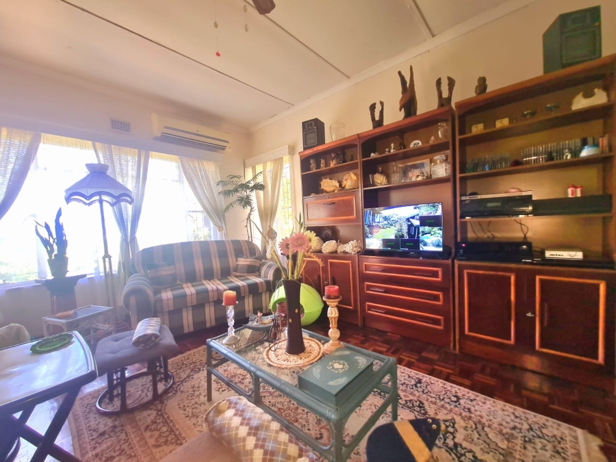 5 Bedroom Property for Sale in Mandeni KwaZulu-Natal