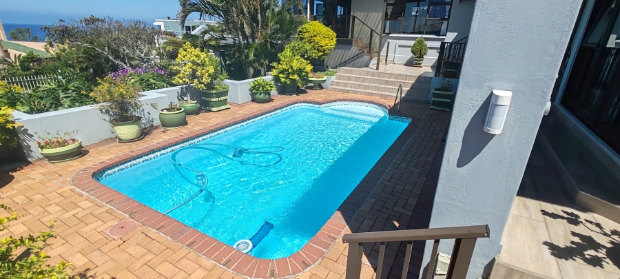 5 Bedroom Property for Sale in Manaba Beach KwaZulu-Natal