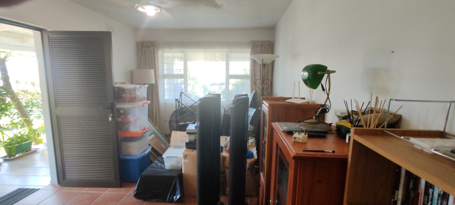 5 Bedroom Property for Sale in Manaba Beach KwaZulu-Natal