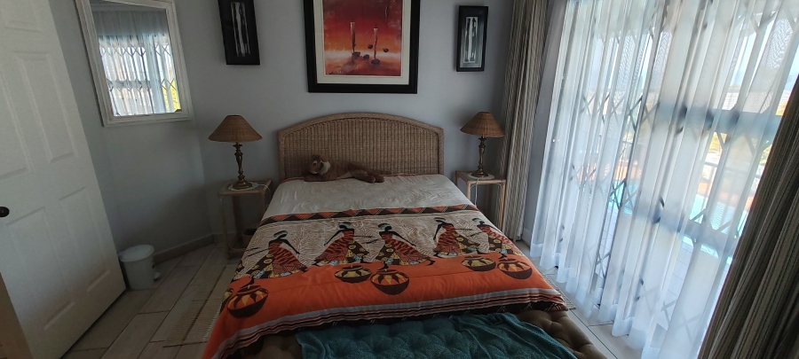 5 Bedroom Property for Sale in Manaba Beach KwaZulu-Natal