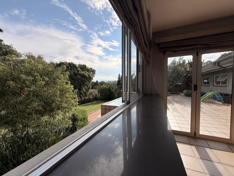 4 Bedroom Property for Sale in Signal Hill KwaZulu-Natal