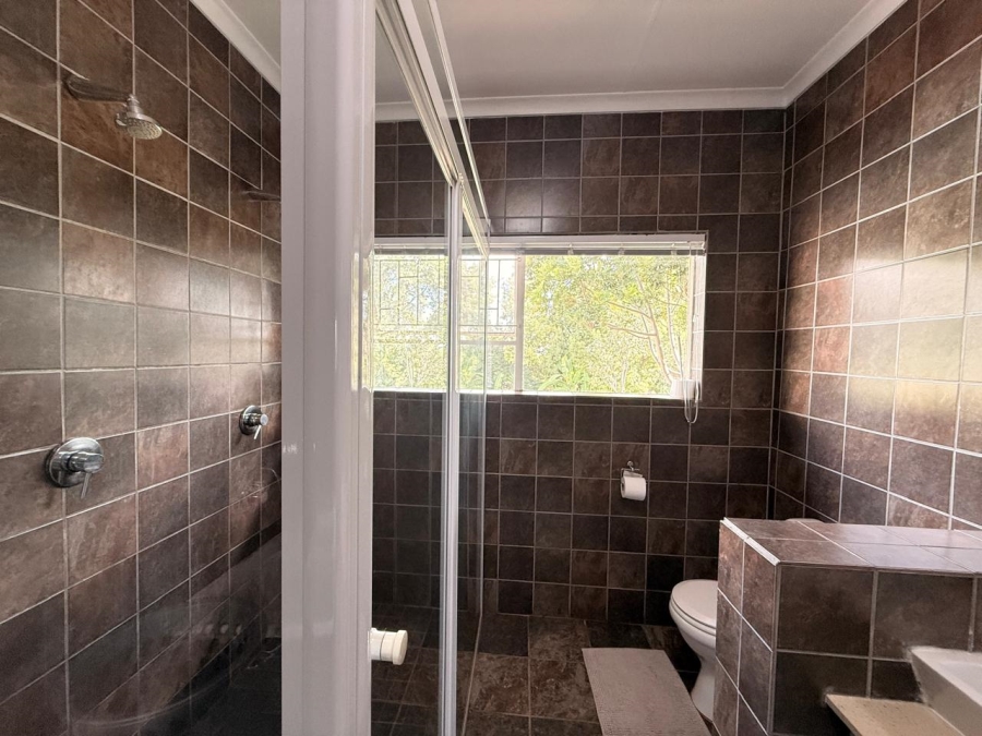 4 Bedroom Property for Sale in Signal Hill KwaZulu-Natal