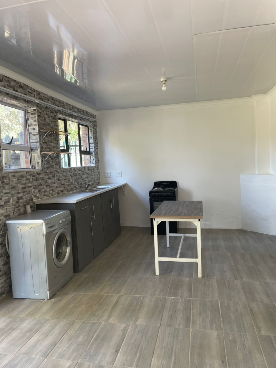 2 Bedroom Property for Sale in Prestbury KwaZulu-Natal