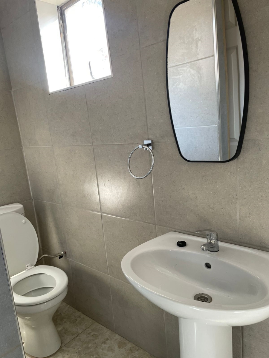 2 Bedroom Property for Sale in Prestbury KwaZulu-Natal