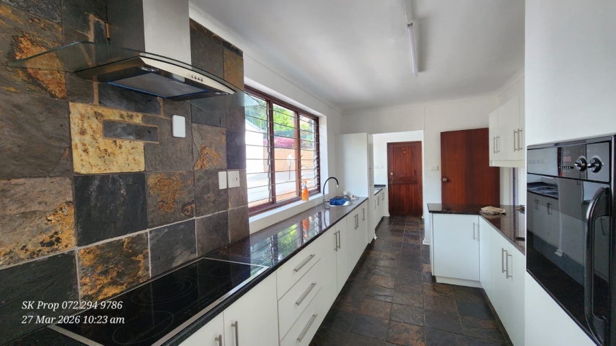 5 Bedroom Property for Sale in Athlone KwaZulu-Natal
