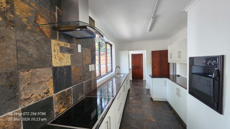 5 Bedroom Property for Sale in Athlone KwaZulu-Natal