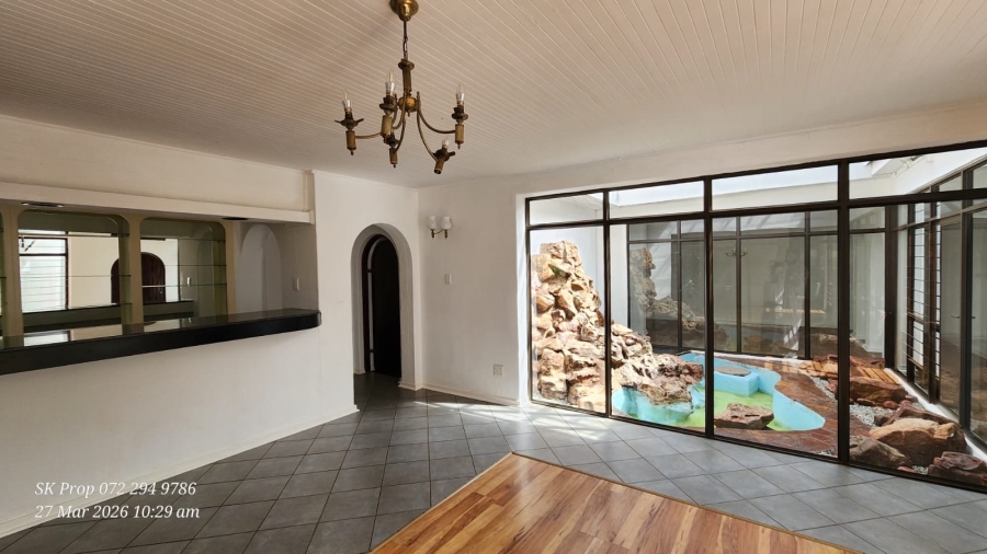 5 Bedroom Property for Sale in Athlone KwaZulu-Natal